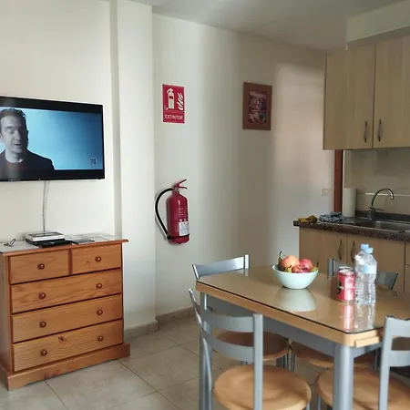 Casa Yuni 坎德拉里亚